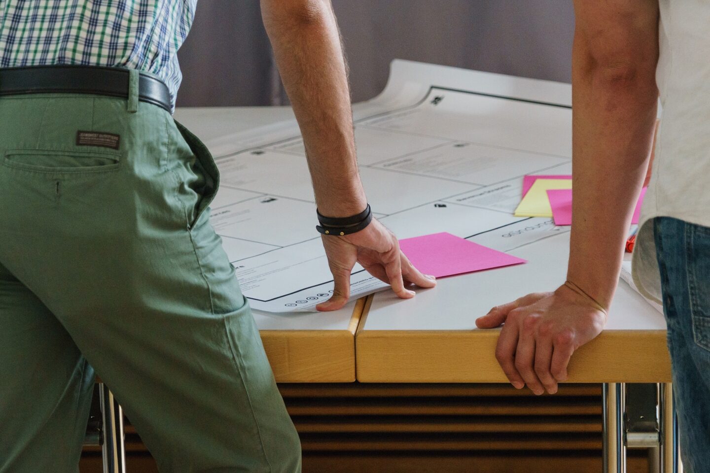 Design thinking jako skuteczna metoda tworzenia produktów, usług i innowacji skoncentrowanych na człowieku